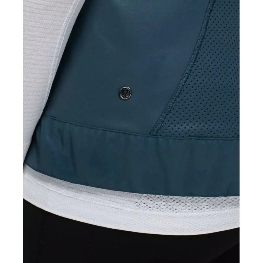 $178 NEW Lululemon Let's Get Visible Vest Size 6